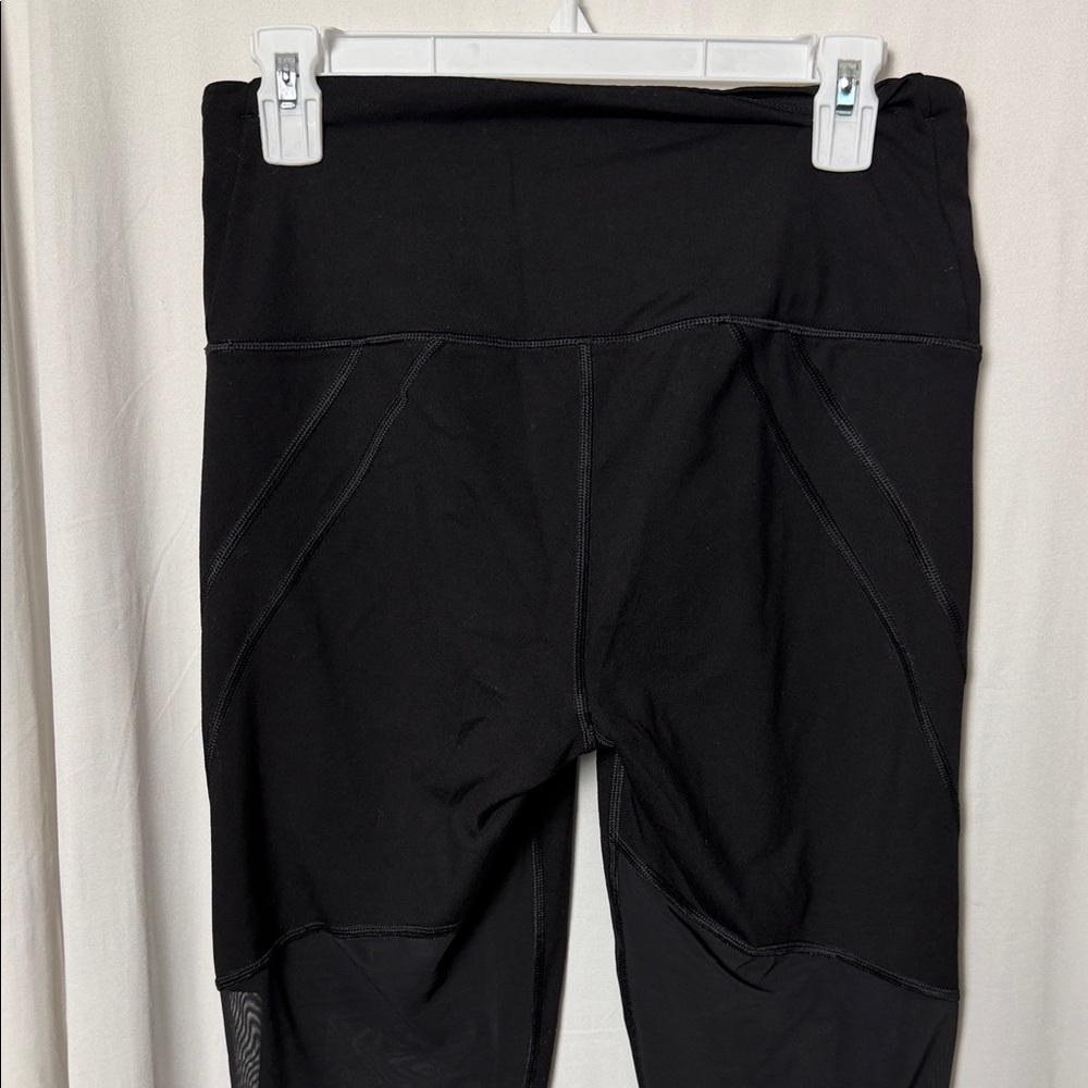 Victoria Sport Black Knockout High-Waisted Leggings with Mesh Size Medium - Picture 5 of 8
